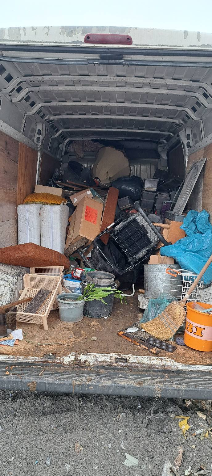 Lomtalanítás Budakeszin teherautóval